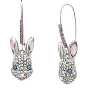 🐇🔹️Betsey Johnson 🔹️silver Bunny Shepherd Hook Earrings